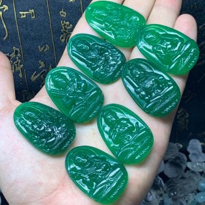 Phật bản mệnh đại thế chí bồ tát ngọc bích