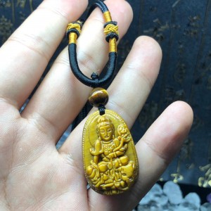 Phật bản mệnh phổ hiền bồ tát mắt hổ vàng