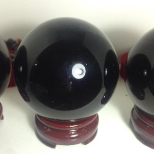 Quả cầu đá onyx