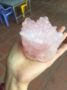 Cóc tài lộc thạch anh hồng