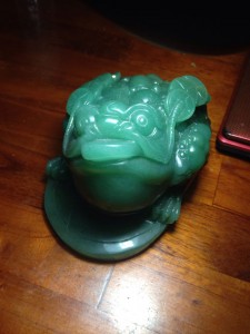 Cóc đá thạch anh xanh