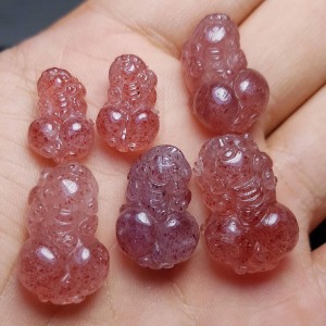 Tỳ hưu đá thạch anh dâu tây hồng