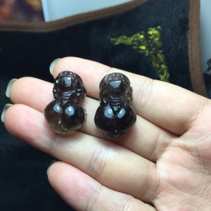 Tỳ hưu đá thạch anh ám khói đen