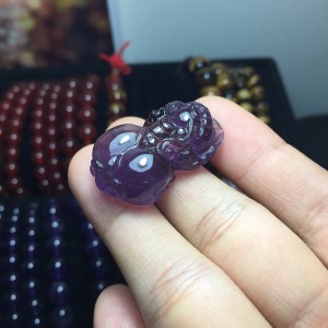 Tỳ hưu thạch anh tím