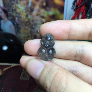 Tỳ hưu đá thạch anh tóc đen