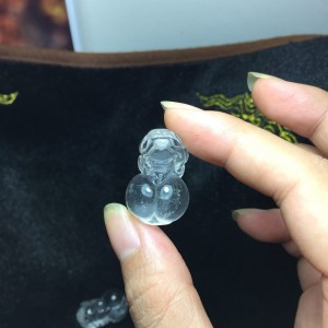 Tỳ hưu đá thạch anh trắng