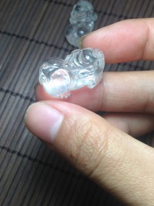 Tỳ hưu đá thạch anh trắng