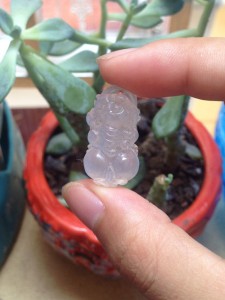 Tỳ hưu đá thạch anh hồng