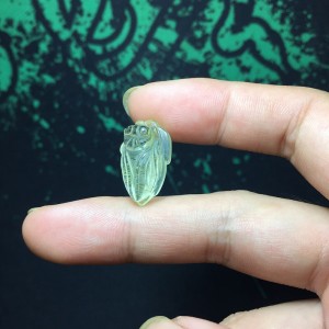 Ve sầu (ngọc thiền) đá thạch anh tóc vàng