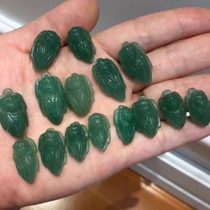 Ve sầu (ngọc thiền) đá thạch anh xanh