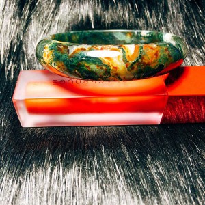 Vòng băng ngọc thủy tảo huyết - Mã não rêu huyết bản liền