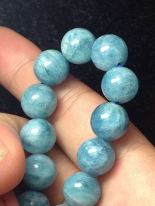 Vòng đá aquamarine