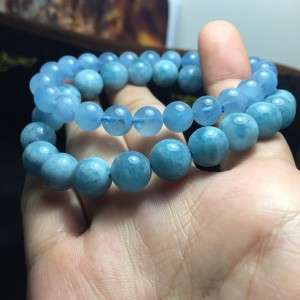 Vòng đá aquamarine