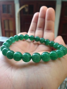 Vòng đá thạch anh dâu tây xanh