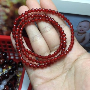 Vòng đá mã não đỏ cắt giác