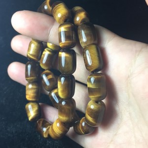 Vòng đá mắt hổ phối lu thống