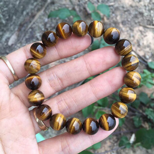 Vòng đá mắt hổ nâu vàng