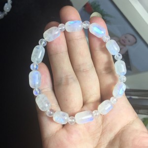 Vòng đá mặt trăng - Moonstone phối lu thống