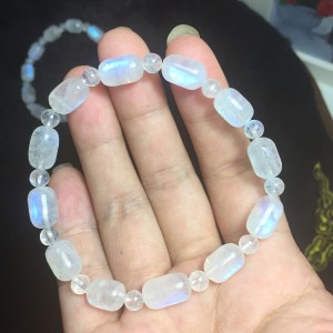 Vòng đá mặt trăng - Moonstone phối lu thống