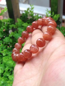 Vòng đá mặt trời Sunstone