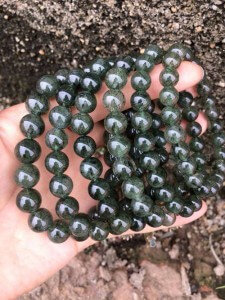 Vòng đá thạch anh tóc xanh