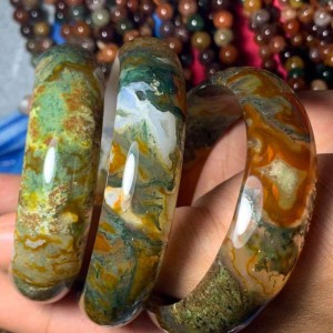 Vòng mã não rêu bản liền - Băng ngọc thủy tảo