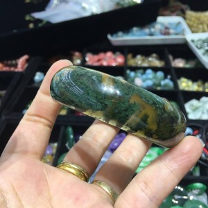 Vòng mã não rêu bản liền - Băng ngọc thủy tảo