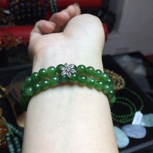 Vòng ngọc bích cuốn 2 vòng tay