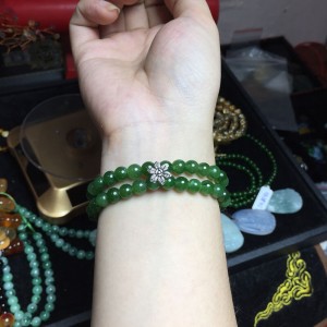 Vòng ngọc bích cuốn 2 vòng tay