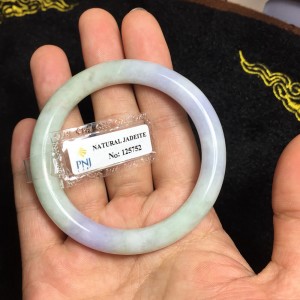 Vòng ngọc cẩm thạch bản tròn