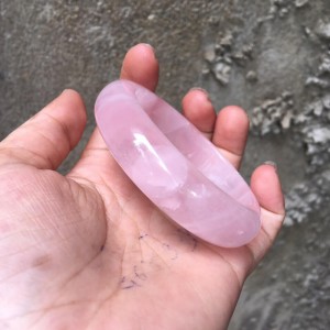 Vòng thạch anh hồng bản liền